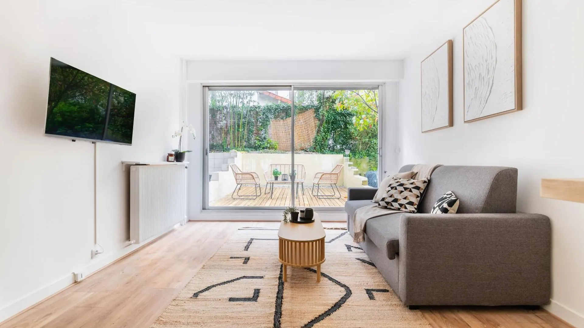 Flat Rue D'assas Private Garden Apartment